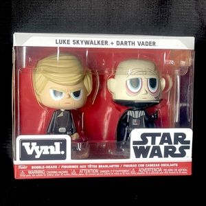 Funko Vynl Star Wars LUKE SKYWALKER + DARTH VADER Bobble-Head Figure Set